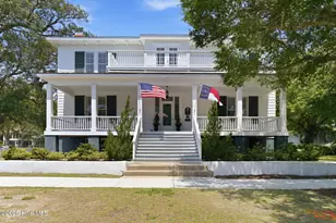 301 E Bay St, Southport, NC 28461 - Photo 1