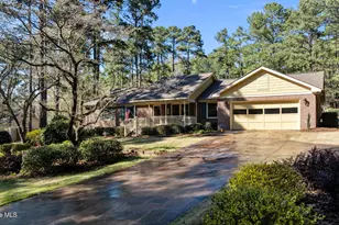 205 W Hedgelawn Way, Southern Pines, NC 28387 - Photo 3