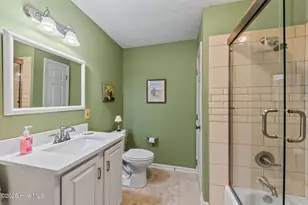 205 W Hedgelawn Way, Southern Pines, NC 28387 - Photo 27