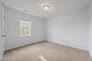 223 Lockwood Ct, Hubert, NC 28539 - Photo 15