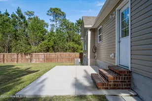 223 Lockwood Ct, Hubert, NC 28539 - Photo 23