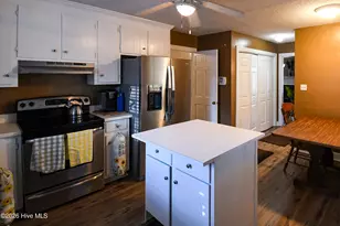 1705 Pkwy St W, Wilson, NC 27893 - Photo 7