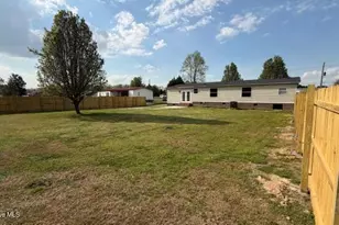 653 Old Snow Hill Rd, Ayden, NC 28513 - Photo 9