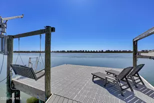 200 Waterway Dr, Sneads Ferry, NC 28460 - Photo 5