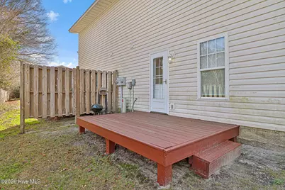 101 & 301 Johns Way, Newport, NC 28570 - Photo 27
