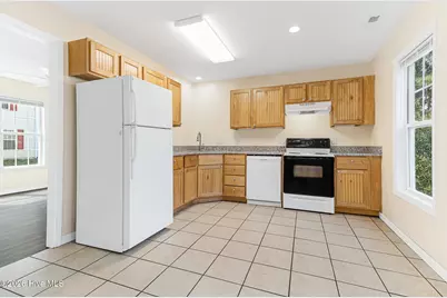 101 & 301 Johns Way, Newport, NC 28570 - Photo 17