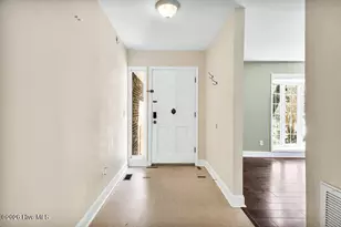 811 Memory Ln, Southport, NC 28461 - Photo 5