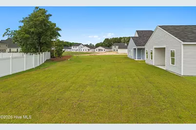 203 Keira Lane NW, Supply, NC 28462 - Photo 3