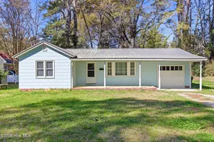 221 N Thompson St, Whiteville, NC 28472 - Photo 1