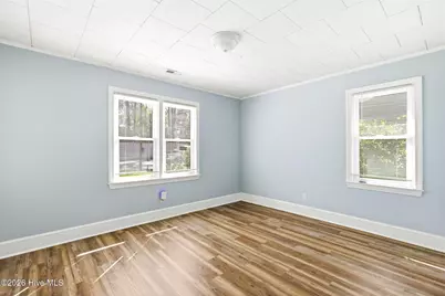 221 N Thompson Street, Whiteville, NC 28472 - Photo 23