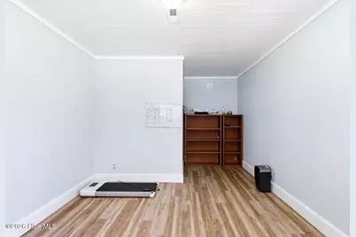221 N Thompson Street, Whiteville, NC 28472 - Photo 17