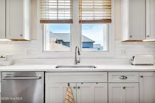 4 E Raleigh St, Wrightsville Beach, NC 28480 - Photo 13