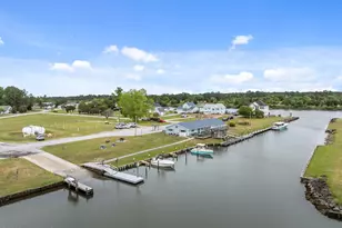 209 Old Ironsides Rd, Newport, NC 28570 - Photo 51