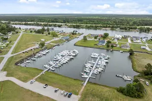 209 Old Ironsides Rd, Newport, NC 28570 - Photo 51
