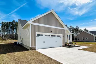 826 Hidden Bridge Rd, Jacksonville, NC 28546 - Photo 3