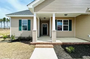 827 Hidden Brg Dr, Jacksonville, NC 28546 - Photo 5