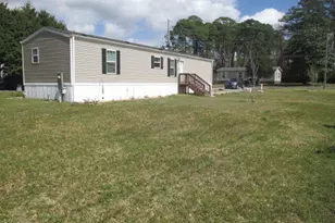 107 Paradise Ln, Newport, NC 28570 - Photo 3