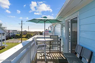101 Seahorse Ln, Carolina Beach, NC 28428 - Photo 1