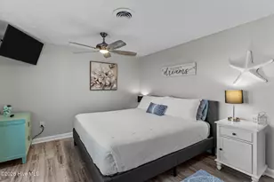 101 Seahorse Ln, Carolina Beach, NC 28428 - Photo 11