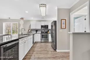 125 Lighthouse Dr, Carolina Beach, NC 28428 - Photo 25
