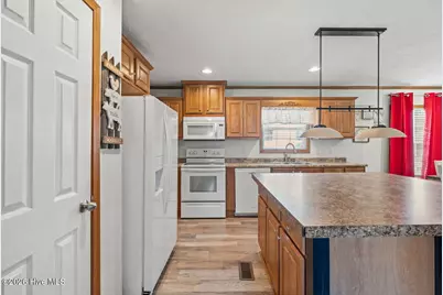 1856 Oxpen Road SW, Supply, NC 28462 - Photo 5
