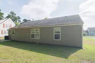 1104 Pamela Dr, Kinston, NC 28504 - Photo 25