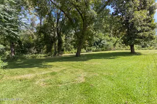 104 Trent St, Trenton, NC 28585 - Photo 23