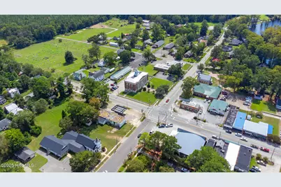 104 Trent Street, Trenton, NC 28585 - Photo 9