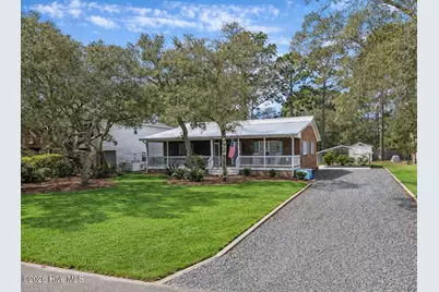 309 NE 41st Street, Oak Island, NC 28465 - Photo 9