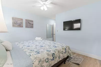 309 NE 41st Street, Oak Island, NC 28465 - Photo 37