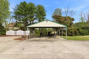 208 Providence Dr, Moyock, NC 27958 - Photo 37