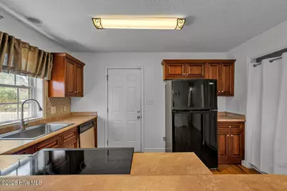 2 Yorkshire Drive, Jacksonville, NC 28546 - Photo 11