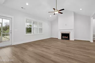466 Bellows Ln, Rocky Point, NC 28457 - Photo 9