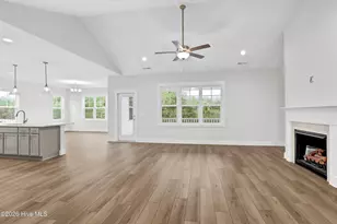 466 Bellows Ln, Rocky Point, NC 28457 - Photo 5