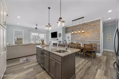 638 S Fourth Avenue, Kure Beach, NC 28449 - Photo 17