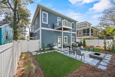 638 S Fourth Avenue, Kure Beach, NC 28449 - Photo 9