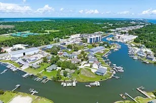 111 Riverside Ave, Morehead City, NC 28557 - Photo 67
