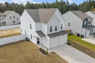 51 Walkabout Dr, Aberdeen, NC 28315 - Photo 3