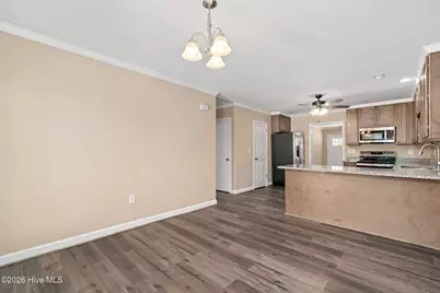 214 N Walnut Street, Rose Hill, NC 28458 - Photo 15
