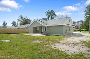 214 N Walnut St, Rose Hill, NC 28458 - Photo 27