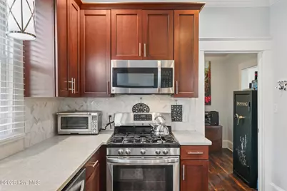 11 S 10th Street, Wilmington, NC 28401 - Photo 15