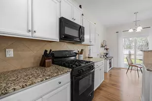 704 Oleander St, Jacksonville, NC 28540 - Photo 13