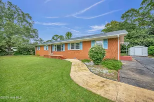 525 Bedford Forest Dr, Wilmington, NC 28412 - Photo 1