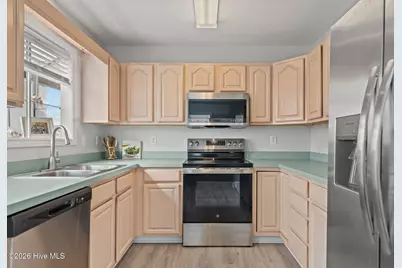 92 E Second Street, Ocean Isle Beach, NC 28469 - Photo 17