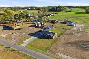 704 Kentucky Dr, Goldsboro, NC 27530 - Photo 9