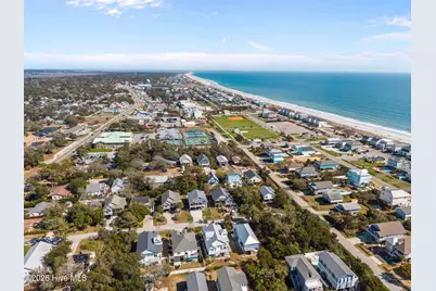 111 SE 44th Street, Oak Island, NC 28465 - Photo 9