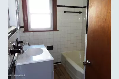1113 Woodrow Street S, Wilson, NC 27893 - Photo 5