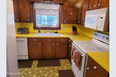 206 Staffordshire Road, Greenville, NC 27834 - Photo 15