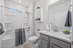2001 Alizarin Ln, New Bern, NC 28562 - Photo 5