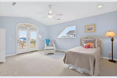 2003 W Pelican Drive, Oak Island, NC 28465 - Photo 33